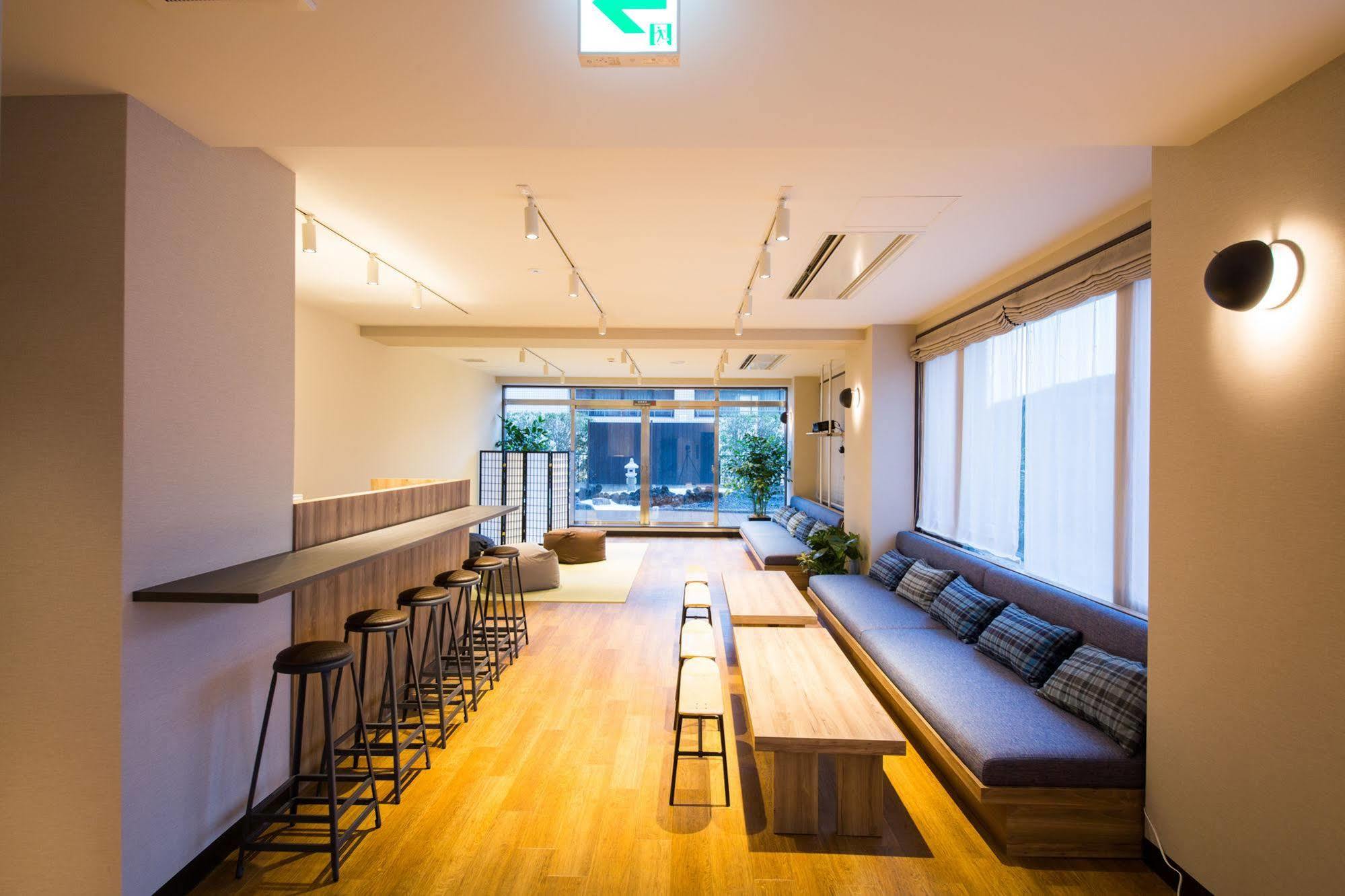 Emblem Hostel Nishiarai Tokyo Exterior photo