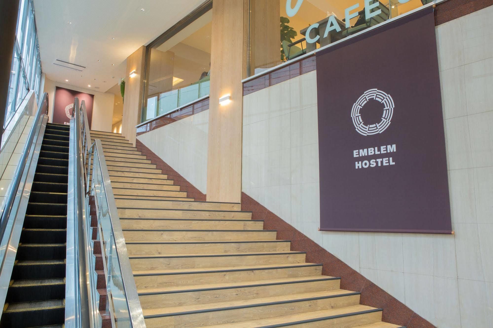 Emblem Hostel Nishiarai Tokyo Exterior photo