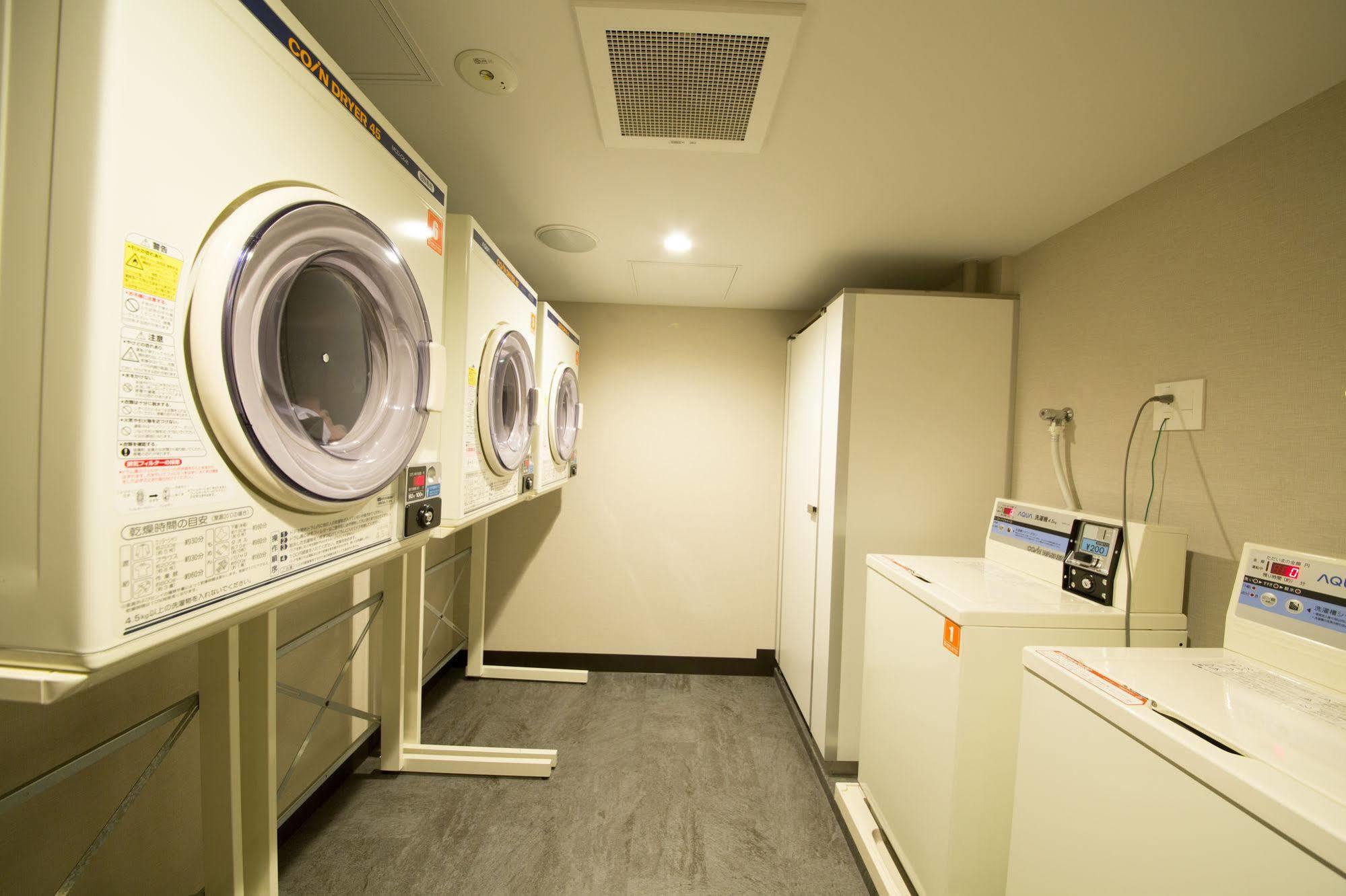 Emblem Hostel Nishiarai Tokyo Exterior photo